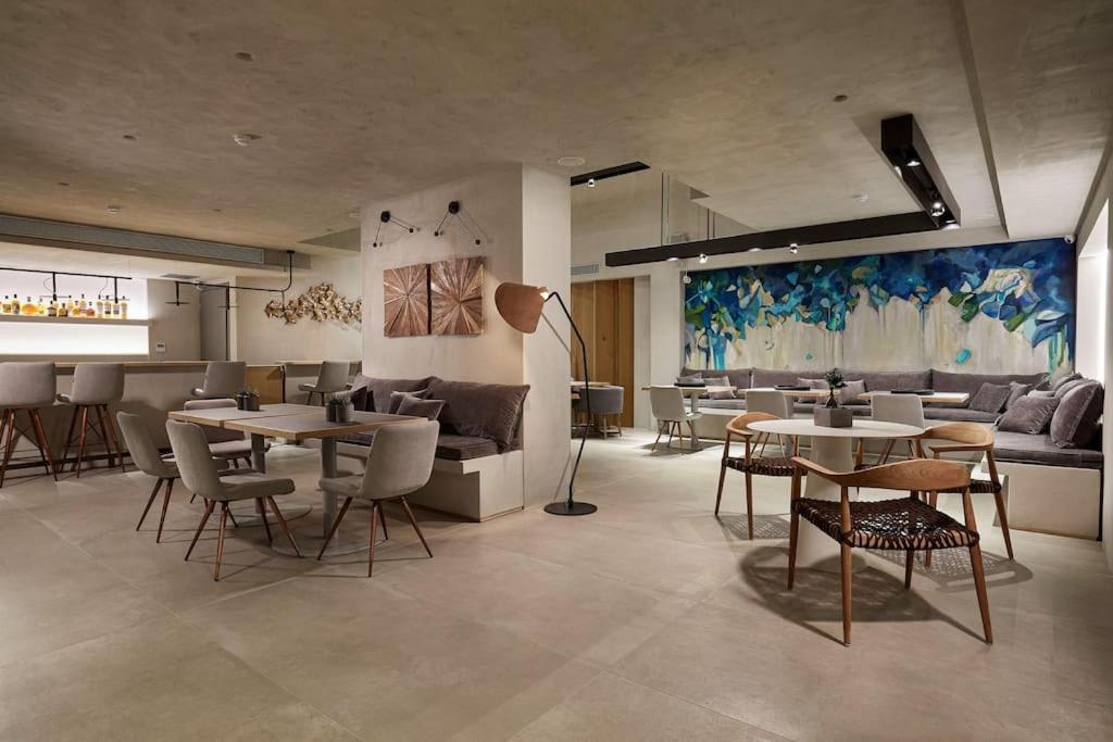 Cw Athens Riviera Suite 外观 照片